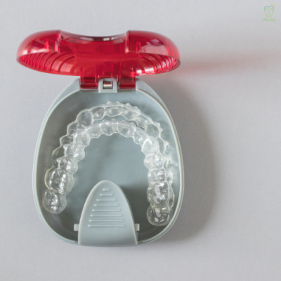 Khay niềng răng trong suốt Quận 8